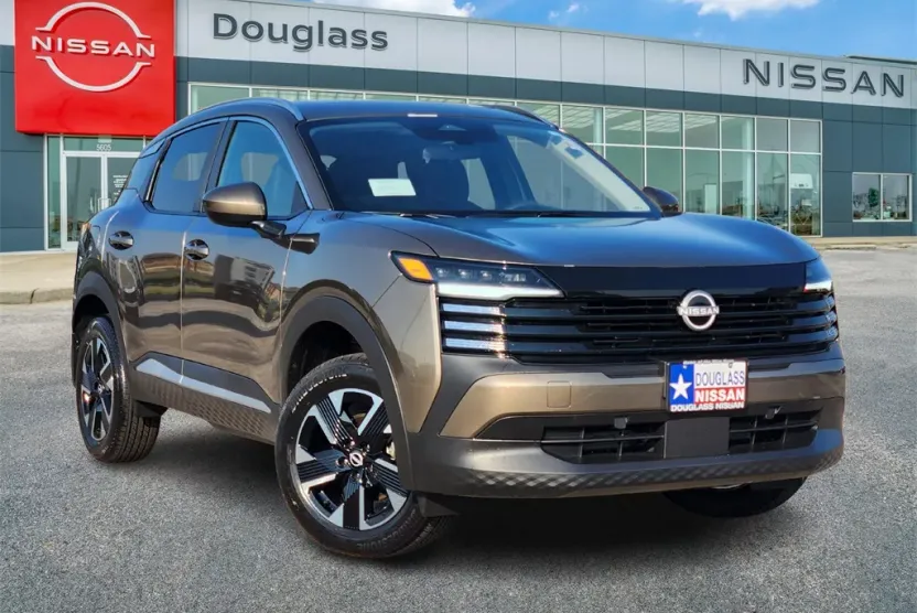 2025 Nissan Kicks SV photo 1