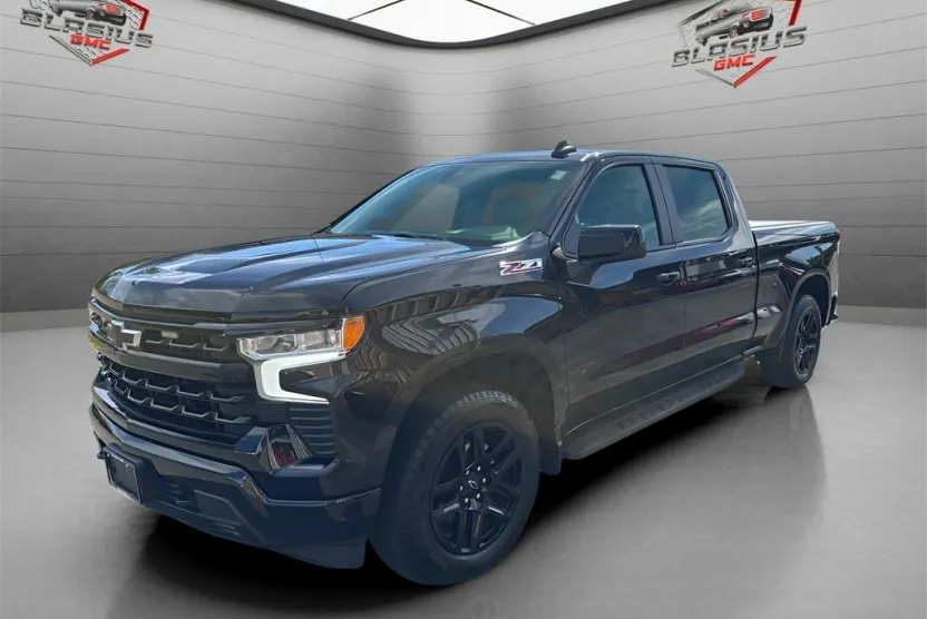 2022 Chevrolet Silverado 1500 RST photo 1