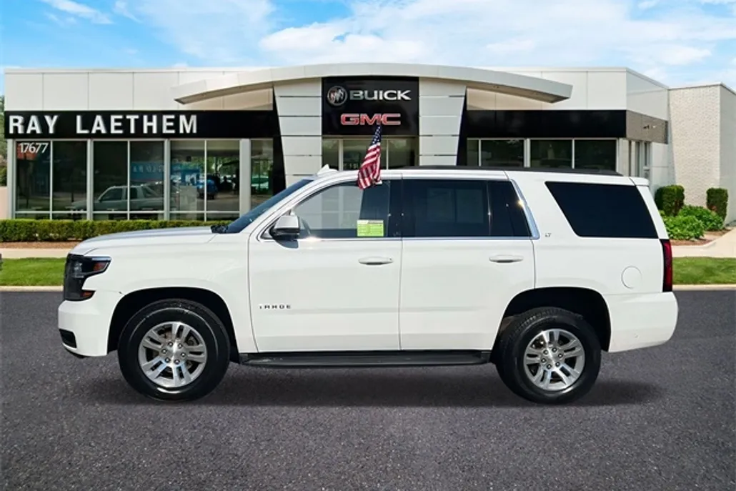 2020 Chevrolet Tahoe LT photo 1