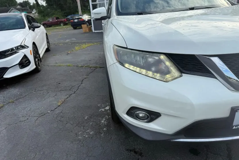 2016 Nissan Rogue SL photo 1