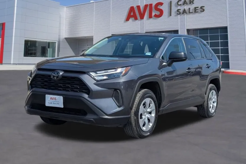 2025 Toyota RAV4 LE photo 1