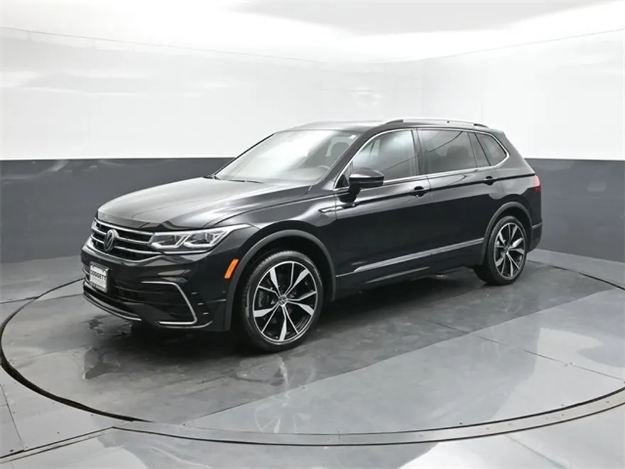 2022 Volkswagen Tiguan SEL Premium R-Line photo 1