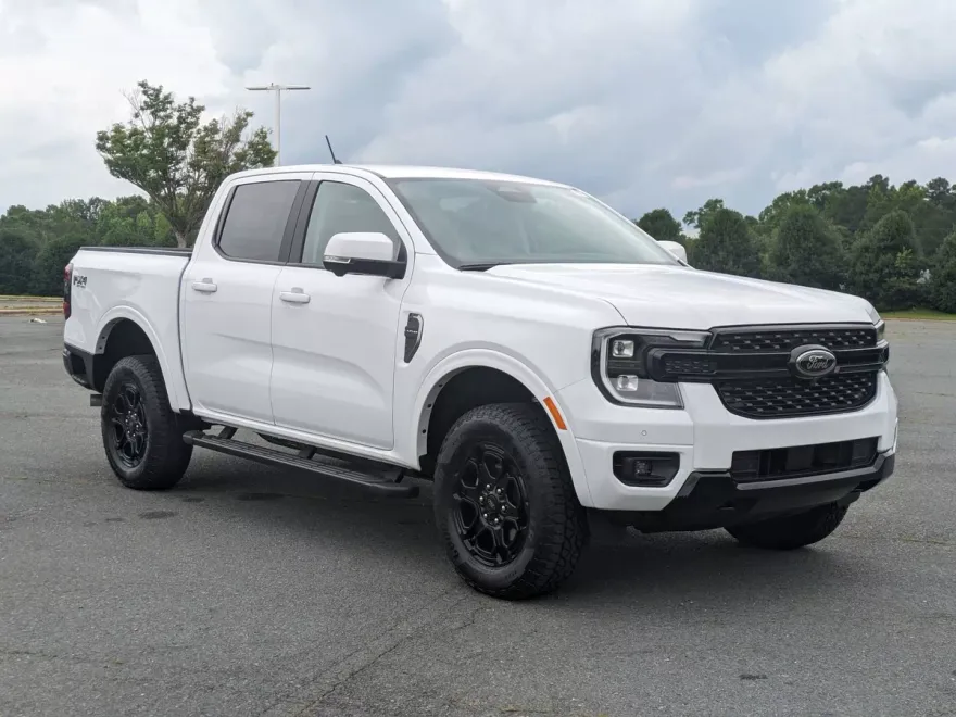 2025 Ford Ranger Lariat photo 1