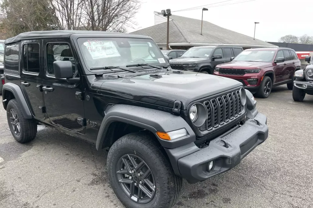 2025 Jeep Wrangler Sport S photo 1