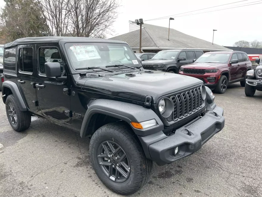 2025 Jeep Wrangler Sport S photo 1