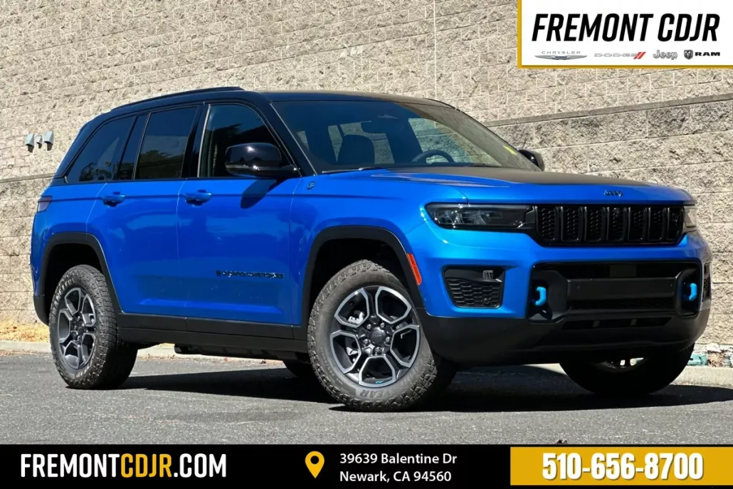 2023 Jeep Grand Cherokee Trailhawk 4xe photo 1