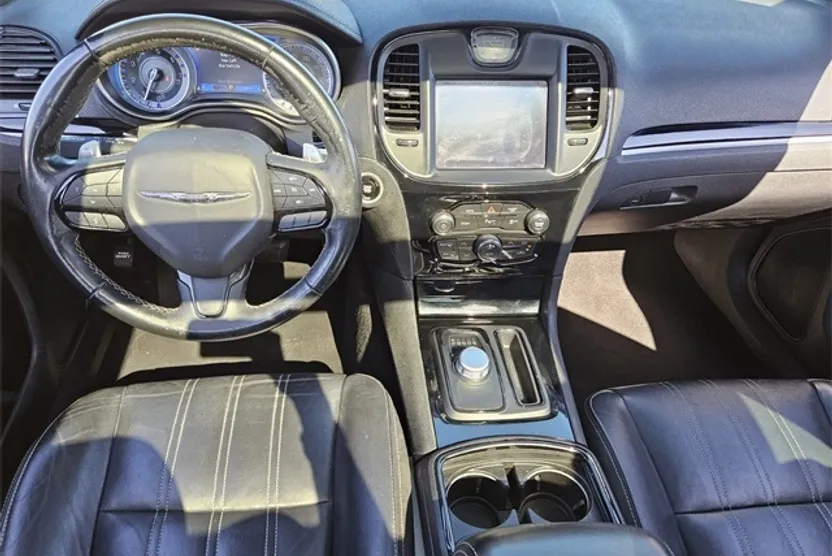 2022 Chrysler 300 S photo 1