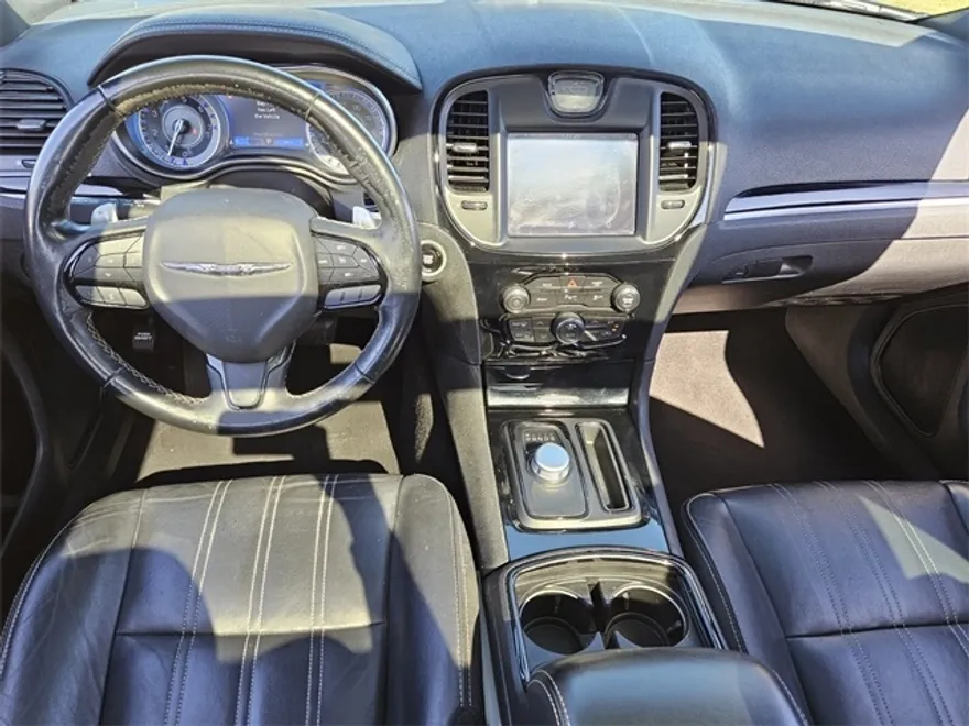 2022 Chrysler 300 S photo 1