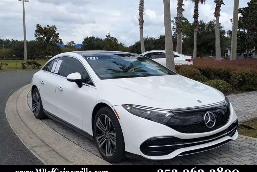 2023 Mercedes Benz EQS Sedan 450 photo 1