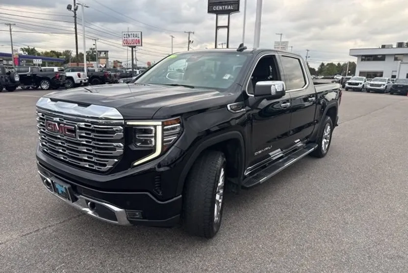 2022 Gmc Sierra 1500 Denali photo 1
