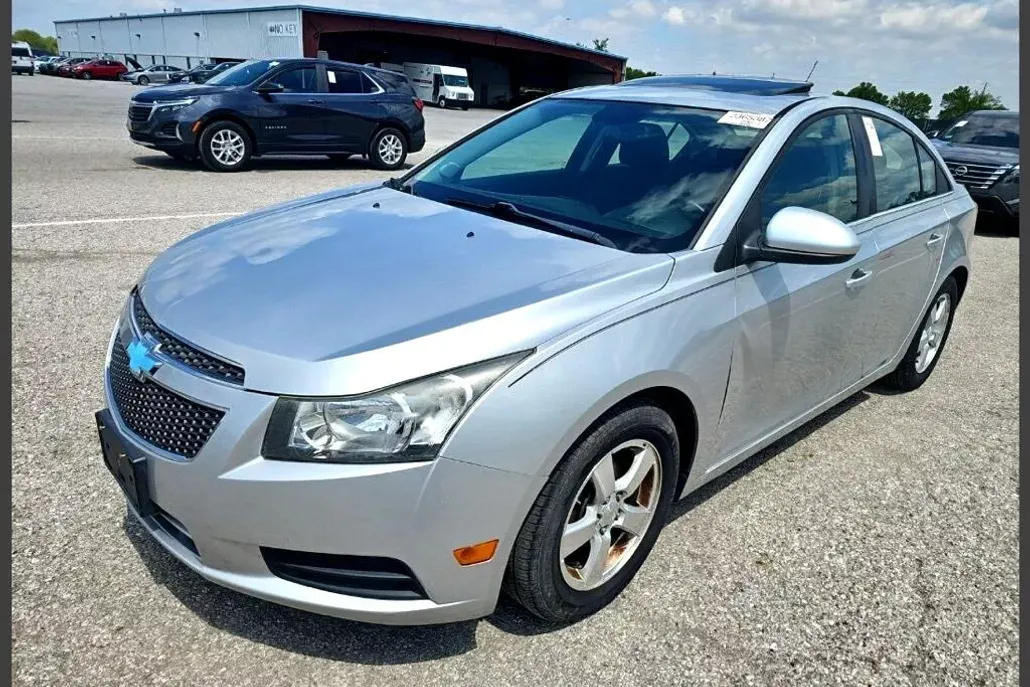 2014 Chevrolet Cruze photo 1