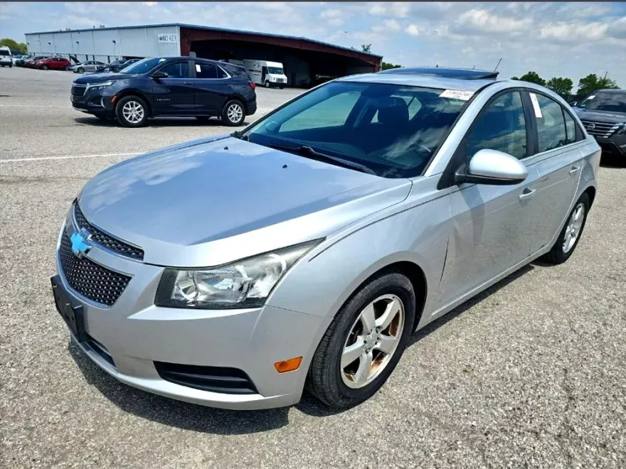 2014 Chevrolet Cruze photo 1