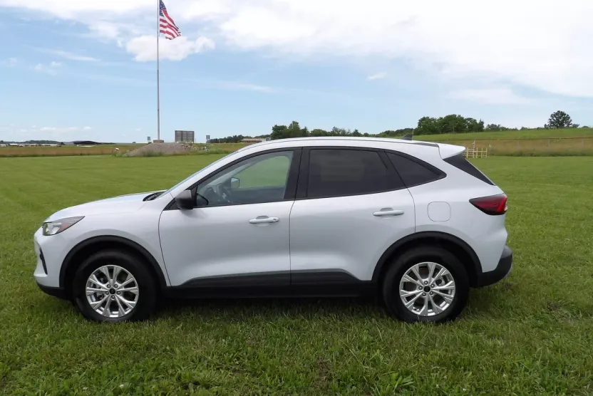 2025 Ford Escape Active photo 1