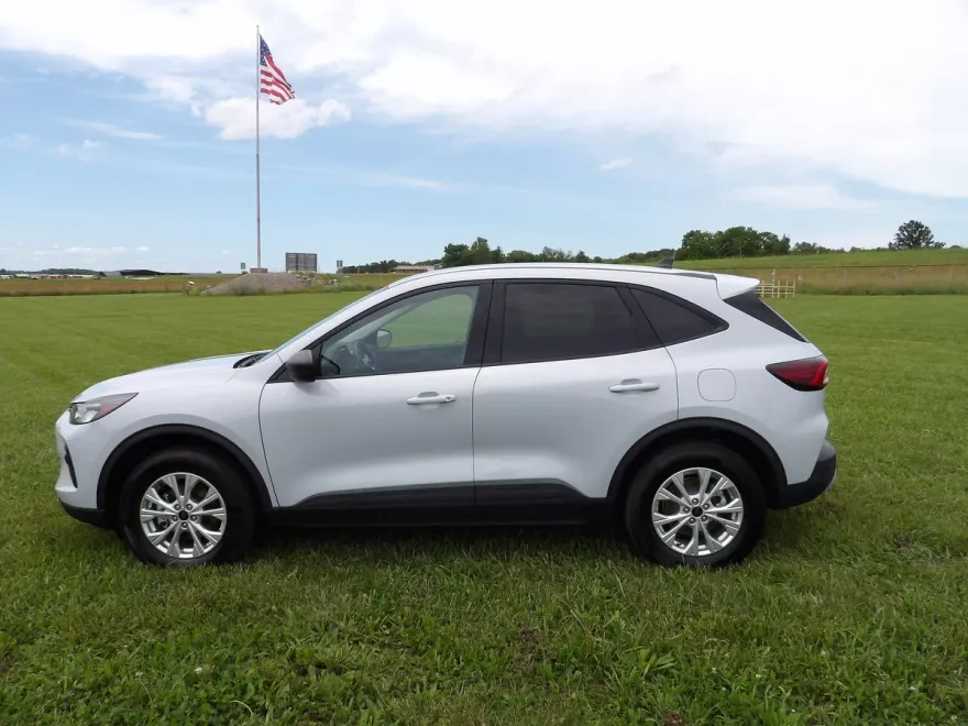 2025 Ford Escape Active photo 1