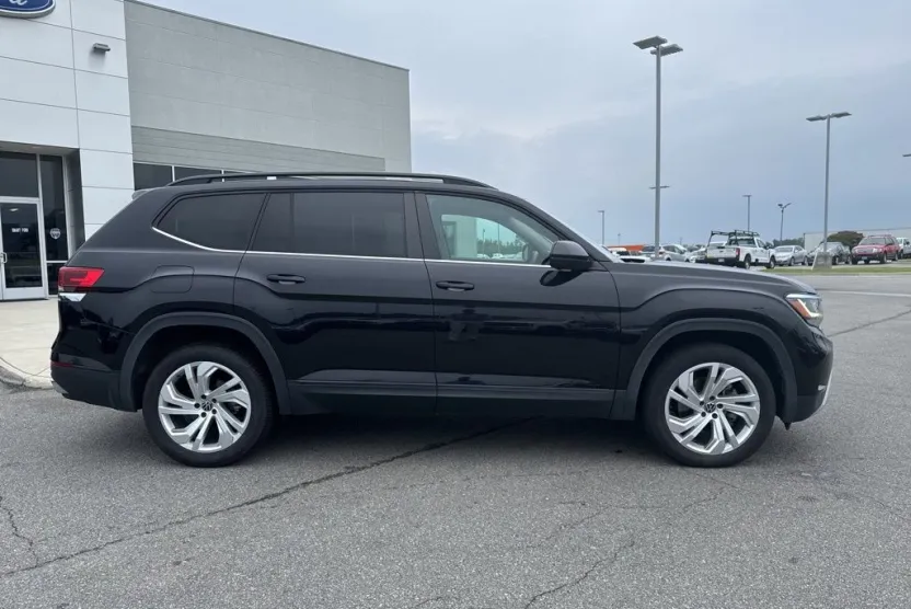 2021 Volkswagen Atlas V6 SE Technology photo 1