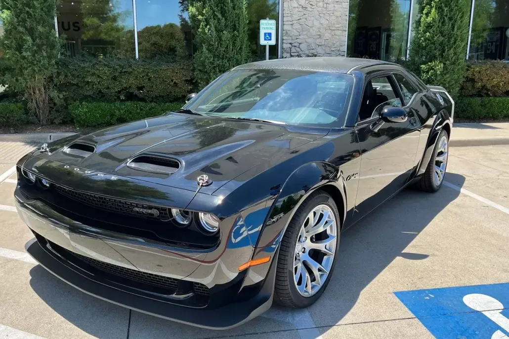 2023 Dodge Challenger SRT8 Hellcat Redeye photo 1