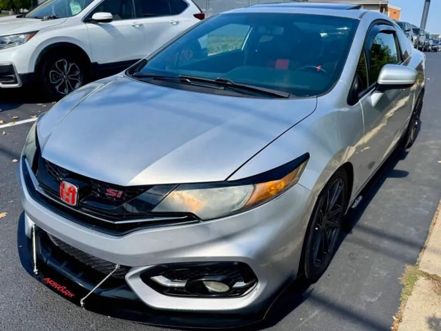 2015 Honda Civic Si photo 1