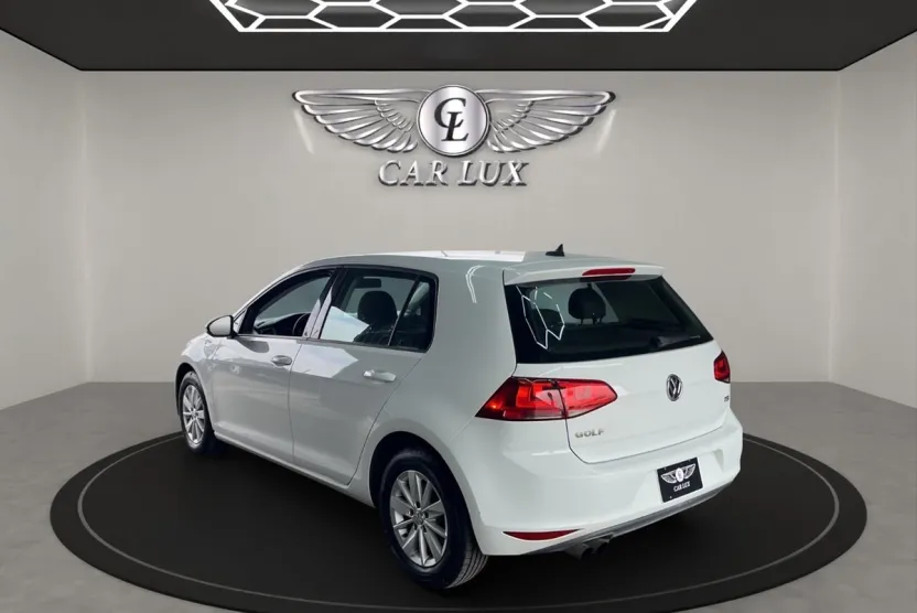 2016 Volkswagen Golf TSI S photo 1