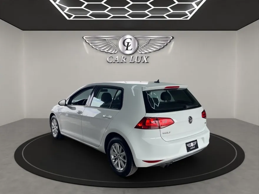 2016 Volkswagen Golf TSI S photo 1