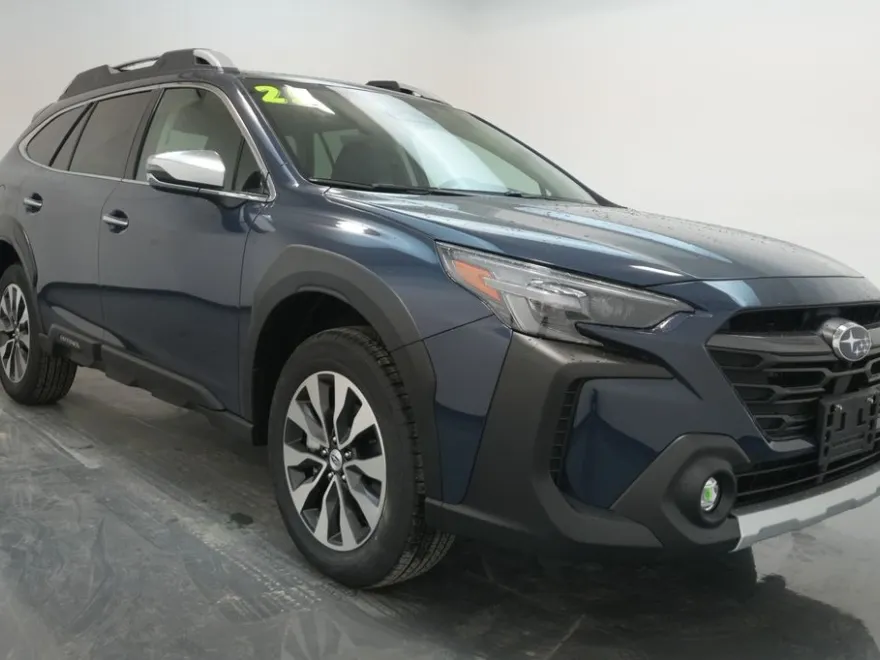 2025 Subaru Ascent Onyx Edition photo 1