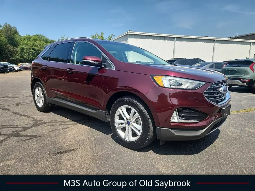 2020 Ford Edge SEL photo 1