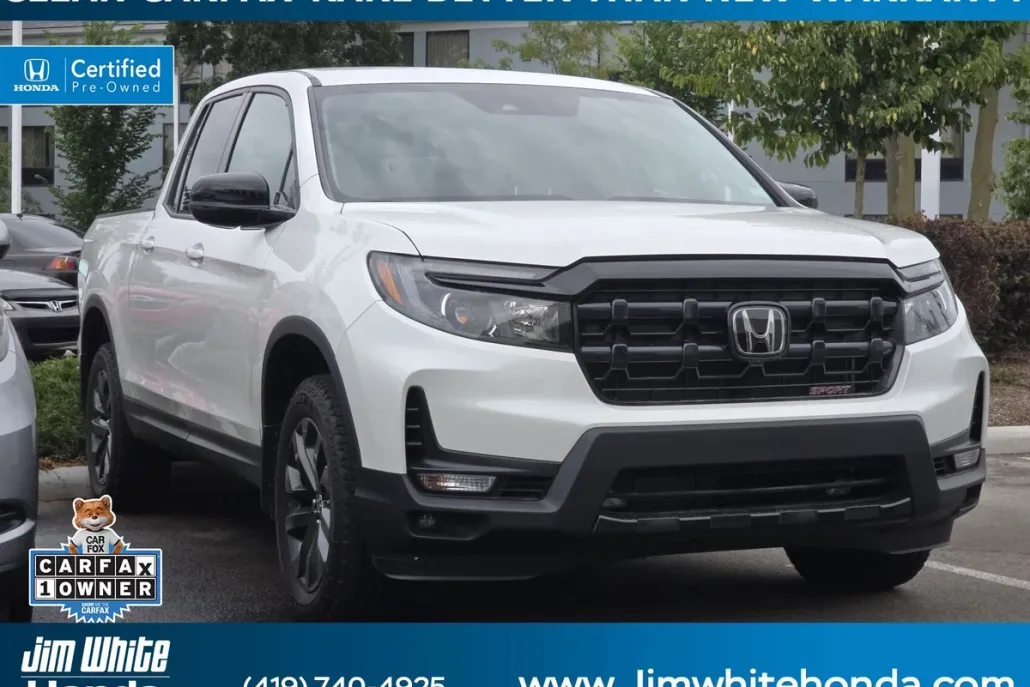 2025 Honda Ridgeline Sport photo 1