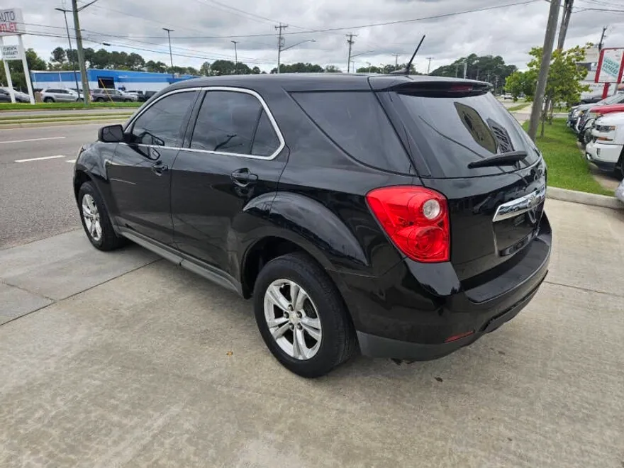 2013 Chevrolet Equinox LS photo 1