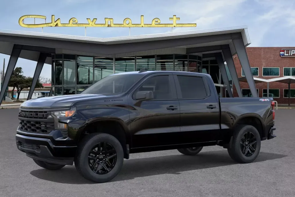 2025 Chevrolet Silverado 1500 Custom photo 1