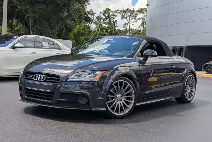 2015 Audi TTS photo 1