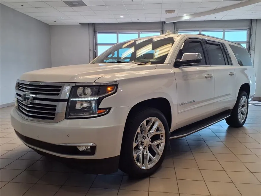 2020 Chevrolet Suburban Premier photo 1