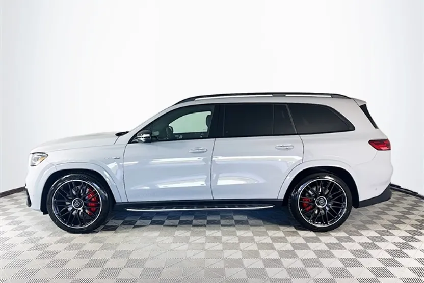 2026 Mercedes Benz GLS 63 AMG photo 1
