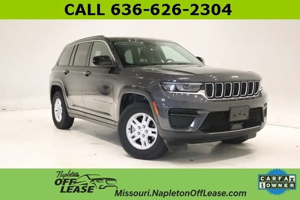 2023 Jeep Grand Cherokee Laredo photo 1