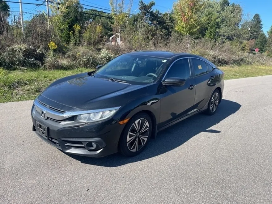 2016 Honda Civic EX-T photo 1