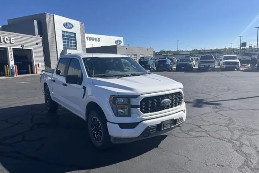2023 Ford F-150 XL STX photo 1