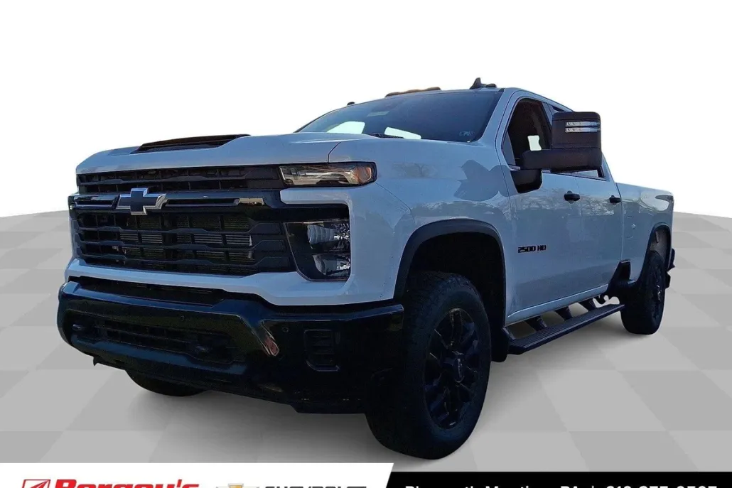 2025 Chevrolet Silverado 2500HD Custom photo 1