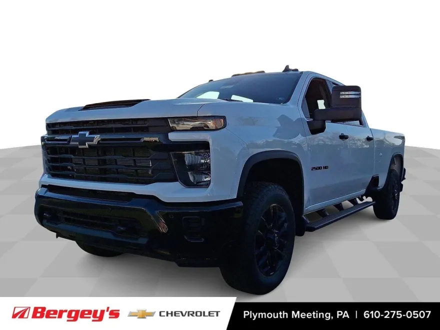2025 Chevrolet Silverado 2500HD Custom photo 1