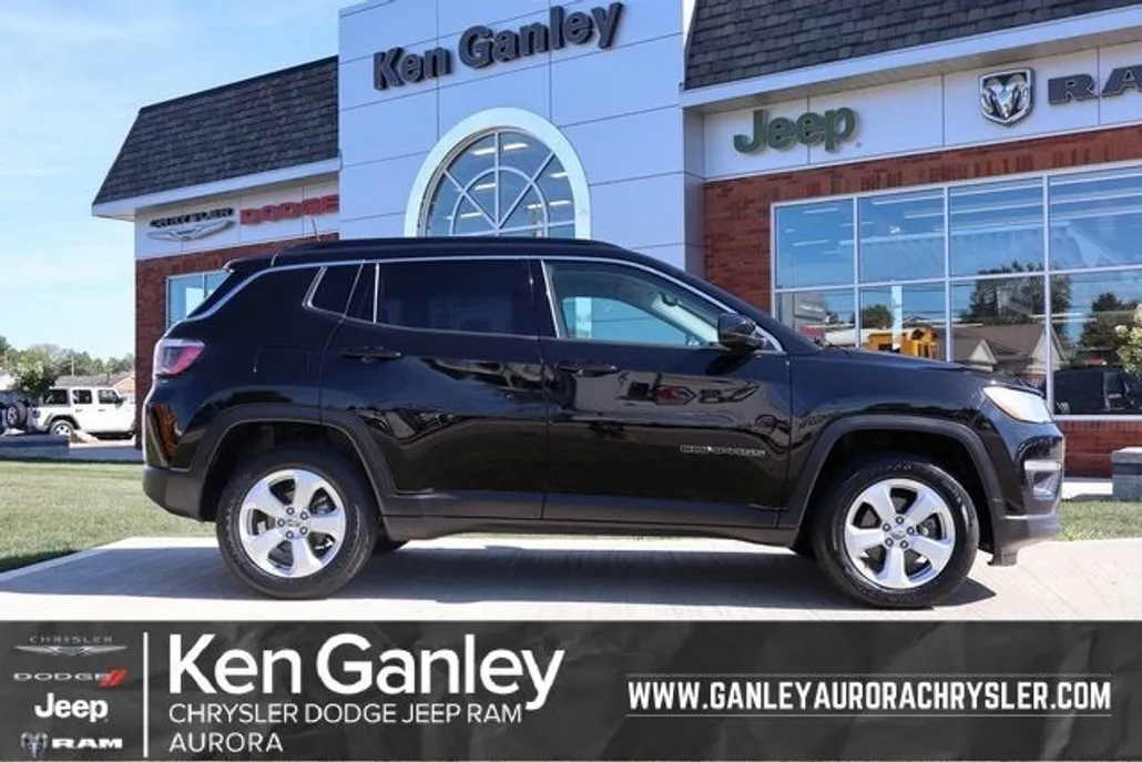 2020 Jeep Compass Latitude photo 1