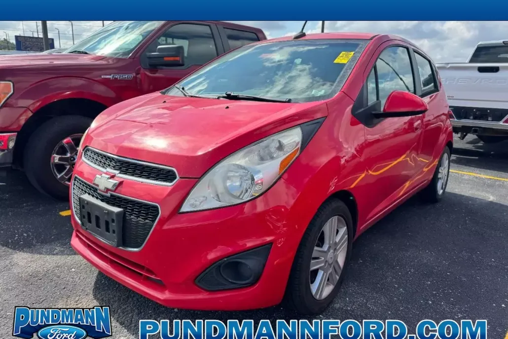 2013 Chevrolet Spark 1LT photo 1