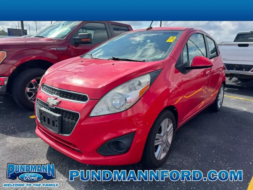 2013 Chevrolet Spark 1LT photo 1