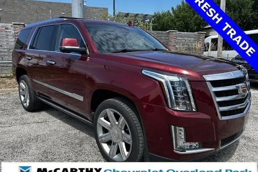 2020 Cadillac Escalade Premium Luxury photo 1