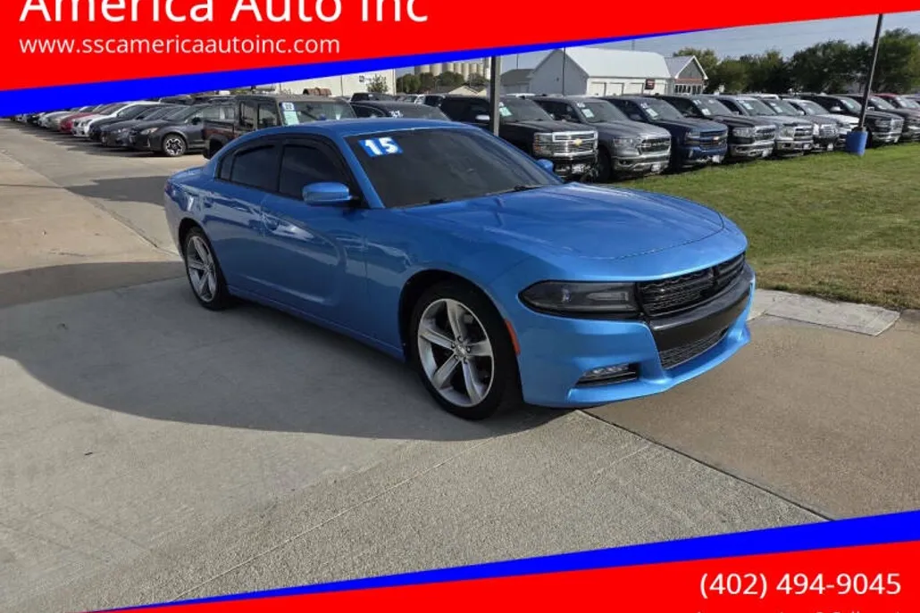 2015 Dodge Charger R/T photo 1