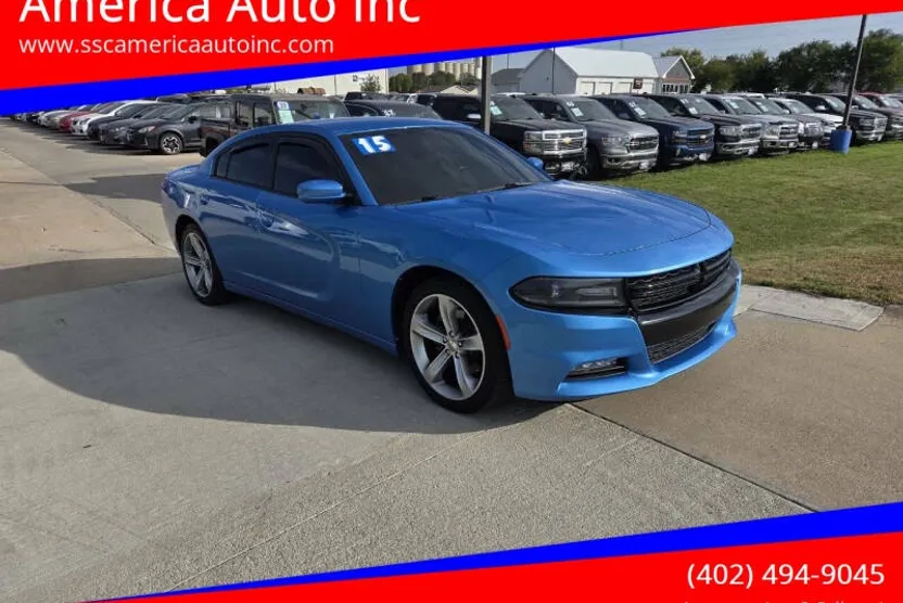 2015 Dodge Charger R/T photo 1