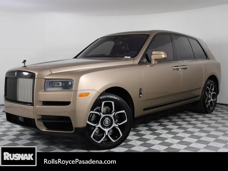 2023 Rolls Royce Cullinan Black Badge photo 1