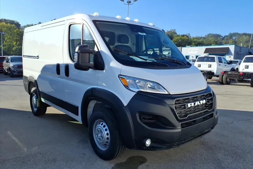 2025 Ram ProMaster 1500 Tradesman Cargo Van photo 1