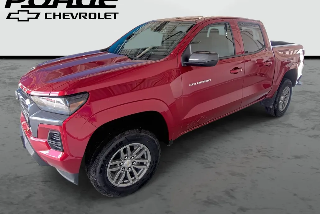 2025 Chevrolet Colorado Work Truck LT photo 1