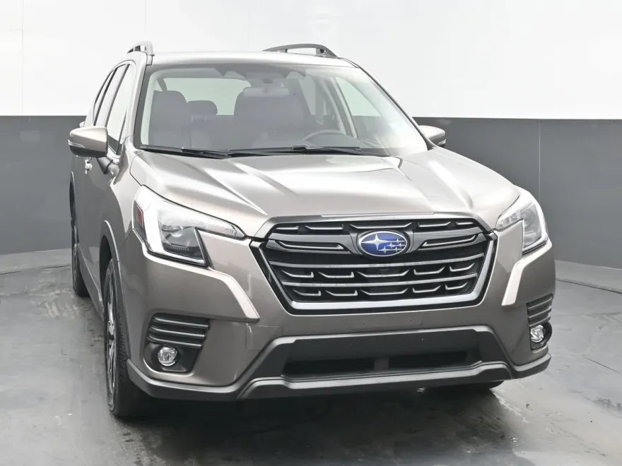 2024 Subaru Forester Limited photo 1