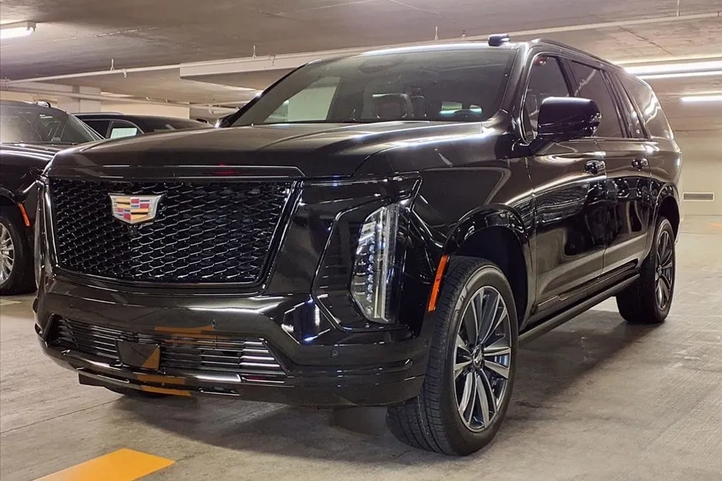 2026 Cadillac Escalade ESV Sport photo 1