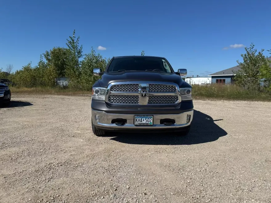 2014 Ram 1500 Laramie photo 1