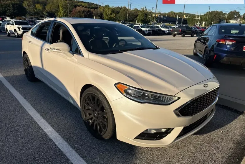 2017 Ford Fusion Sport photo 1