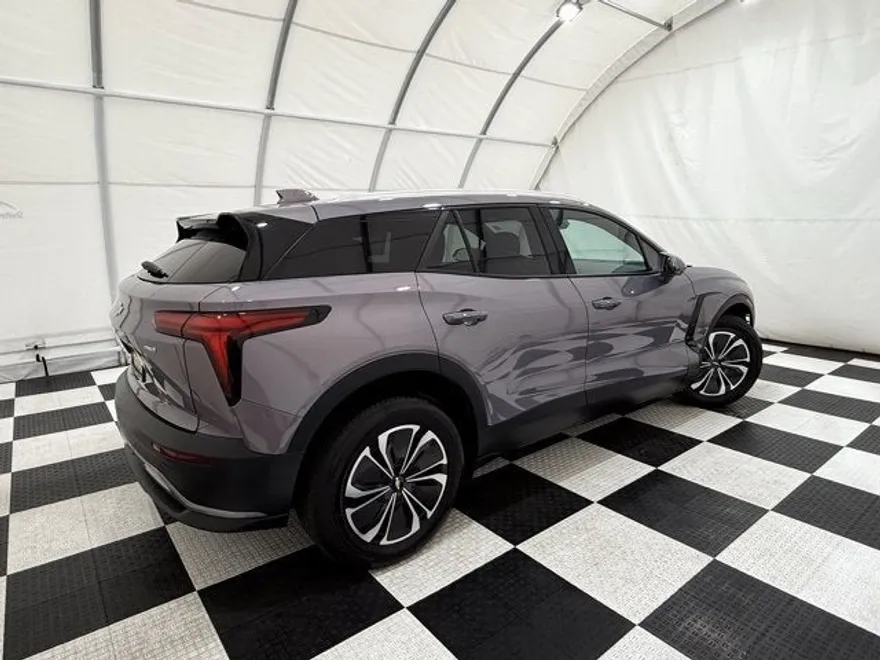 2024 Chevrolet Blazer EV photo 1